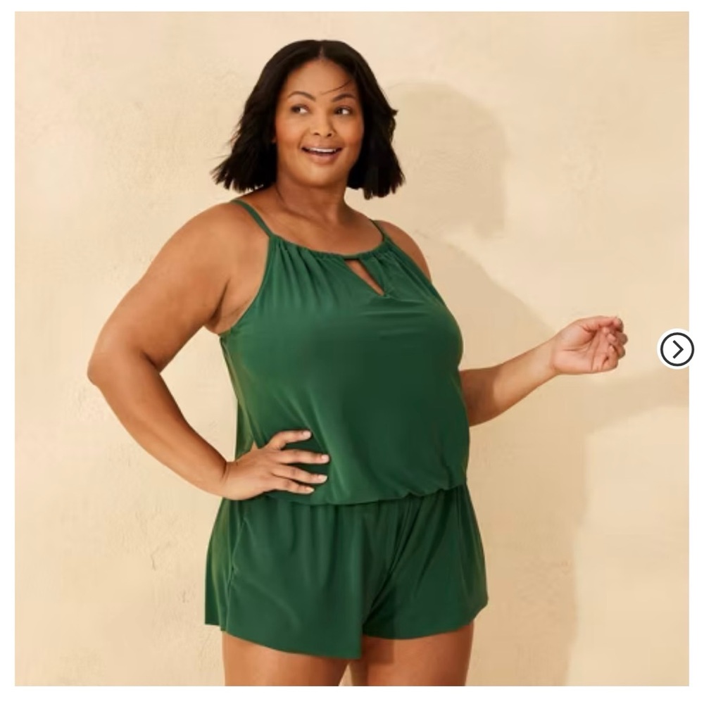 Sleeveless swimsuit shade&shore make you read the description before you buy it